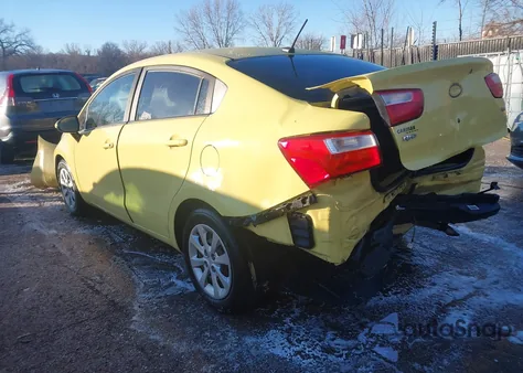 2016 Kia Rio Lx z USA, uszkodzony, nr VIN KNADM4A33G6676887